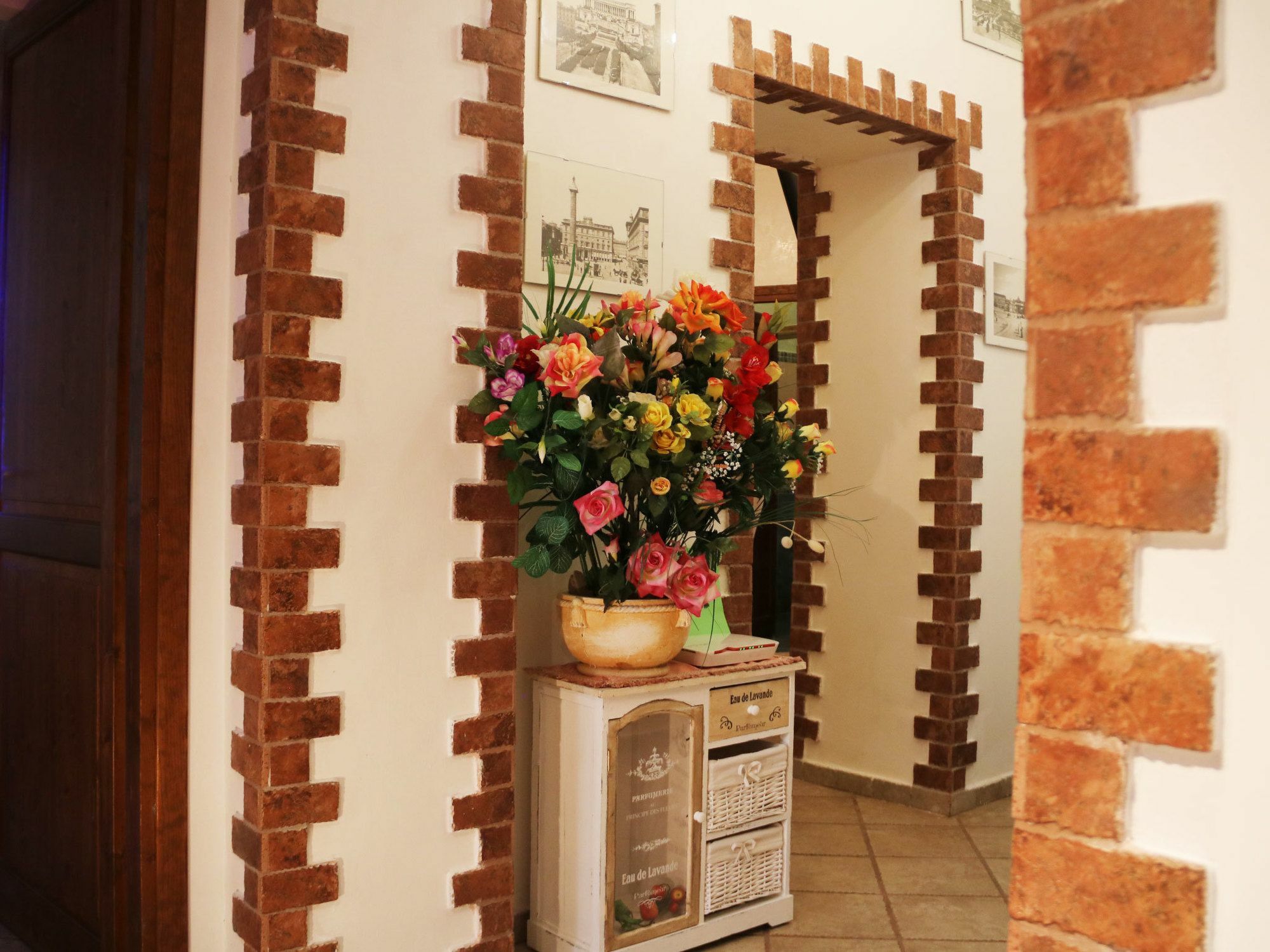 Old House Apartment *