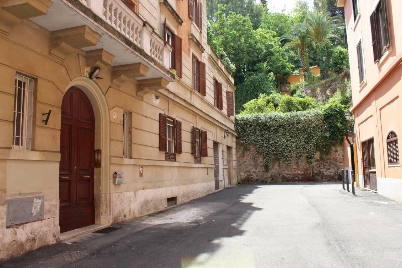 Old House *